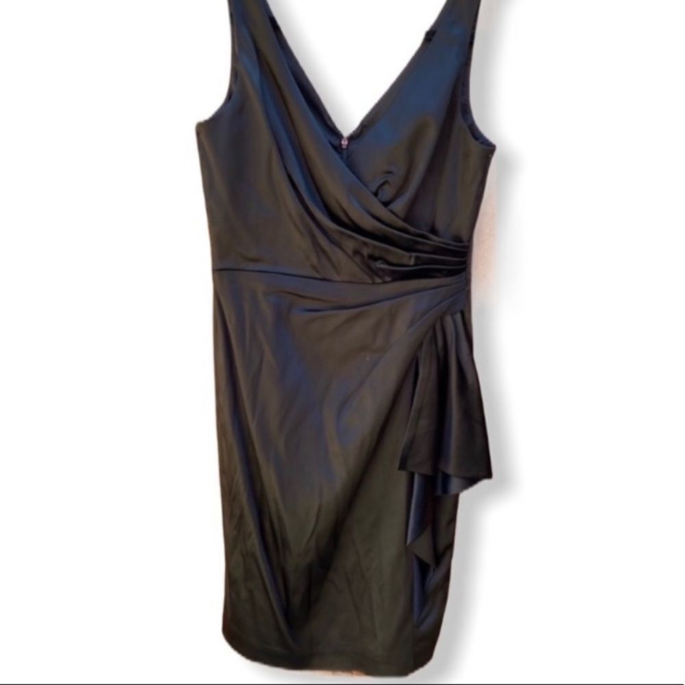 White House Black Market Black Dress‎